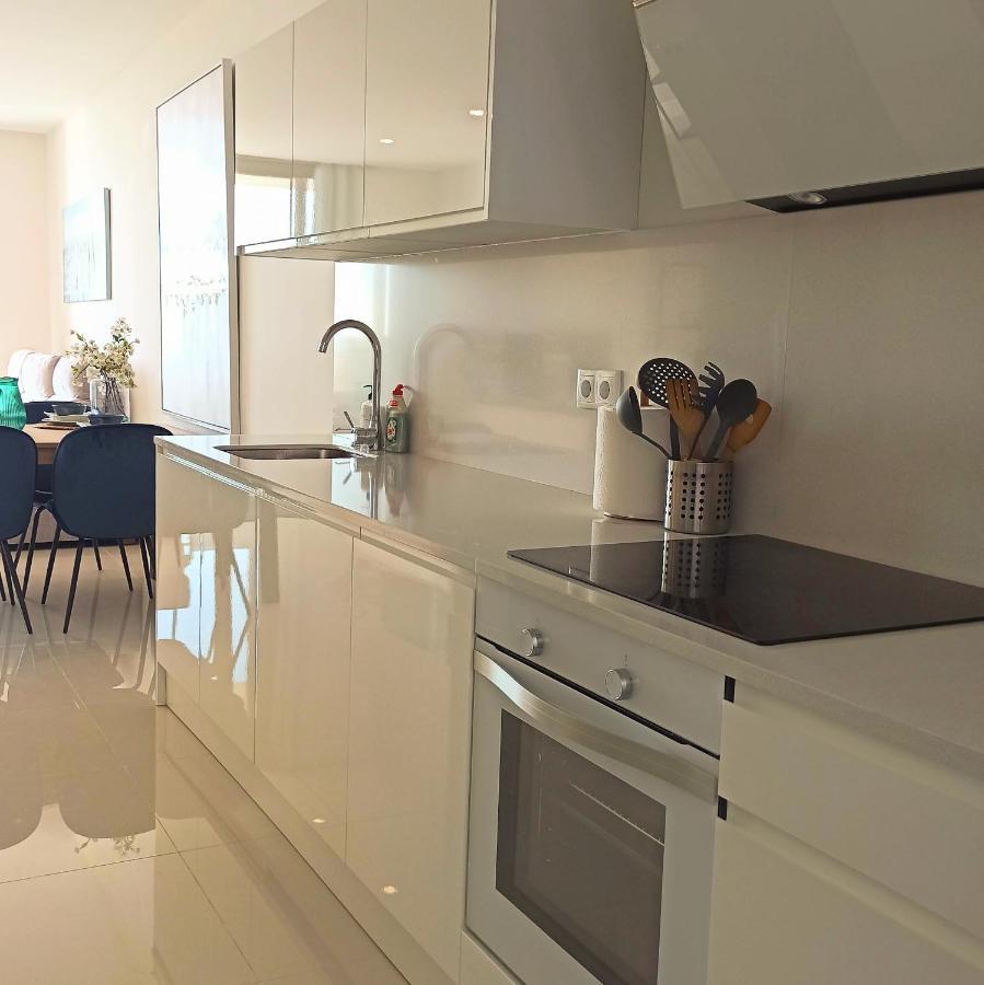 La Paloma Beach Apartment With Pool By Casa Del Sol Hr مانيلفا المظهر الخارجي الصورة