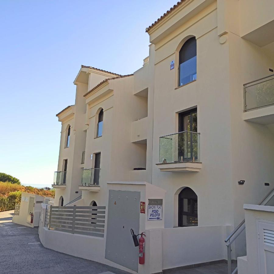 La Paloma Beach Apartment With Pool By Casa Del Sol Hr مانيلفا المظهر الخارجي الصورة