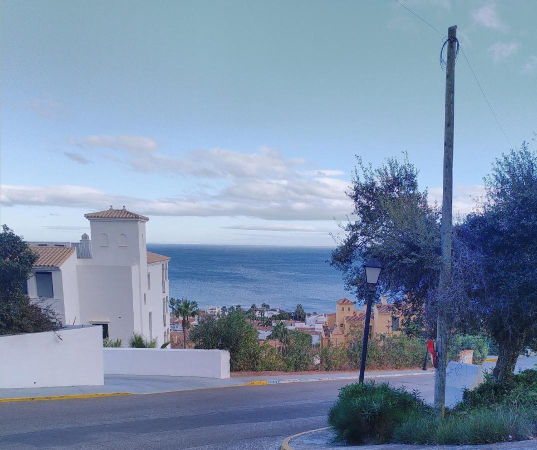 La Paloma Beach Apartment With Pool By Casa Del Sol Hr مانيلفا المظهر الخارجي الصورة